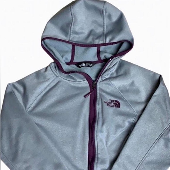 Women’s North Face Hooded Jacket | Small - Picture 2 of 6